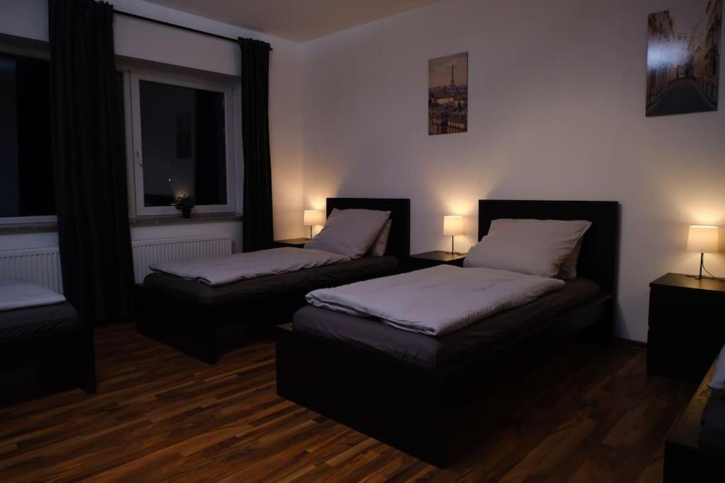 Schoene 4-Bettzimmer Wohnung In Celle Kültér fotó